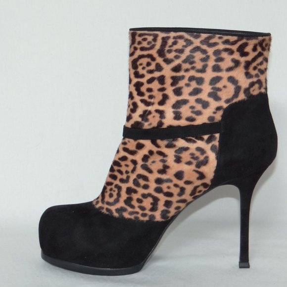 Saint Laurent Leopard Print Ankle Boots - Picture 4 of 7